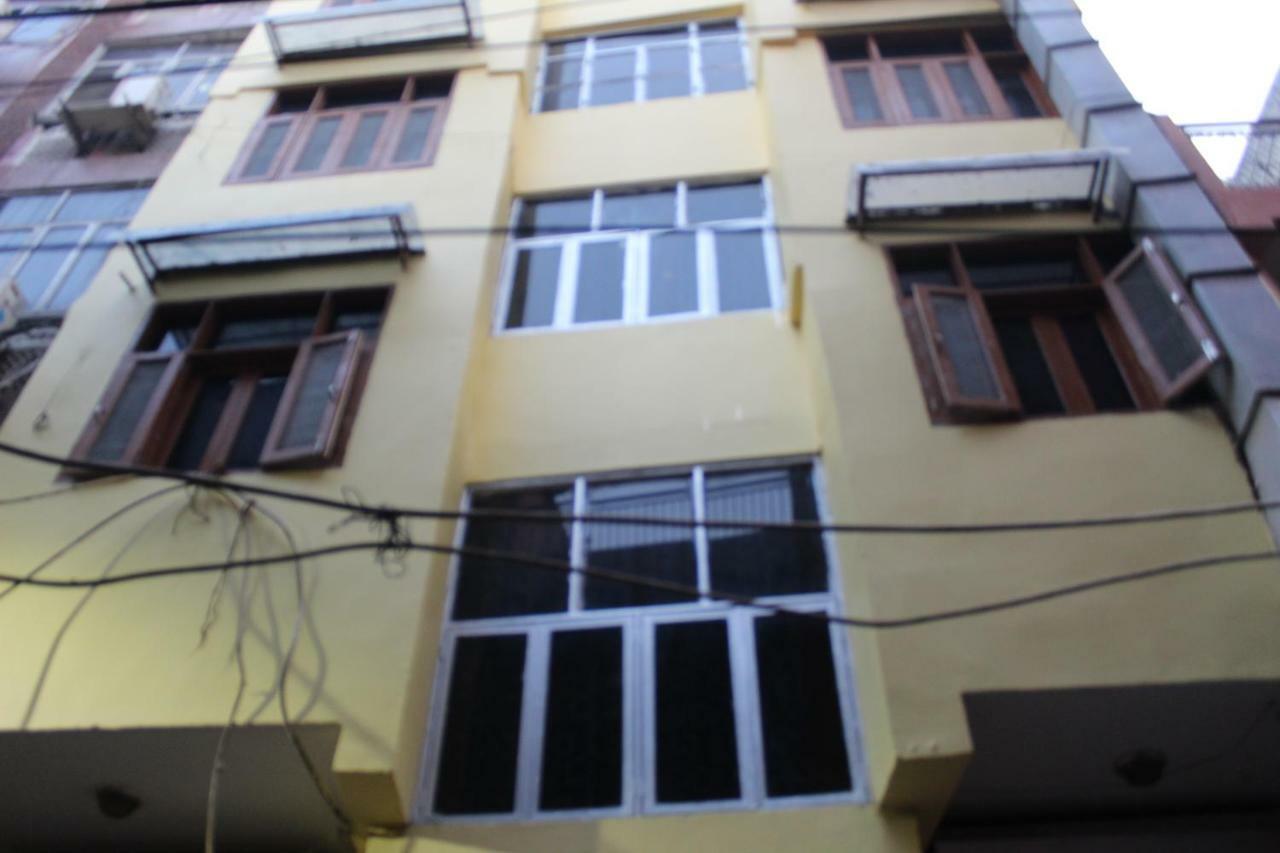Delhi Inn,Walk In Nizamuddin Railway Station Nova Deli Exterior foto